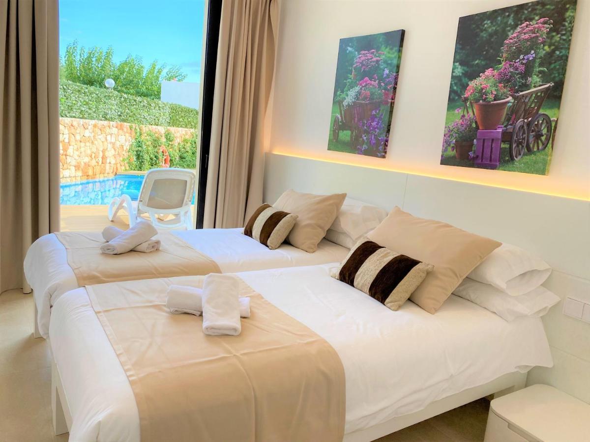 Villa Lucia Cala'N Blanes  Exterior photo